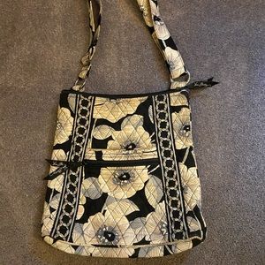 Vera bradley crossbody